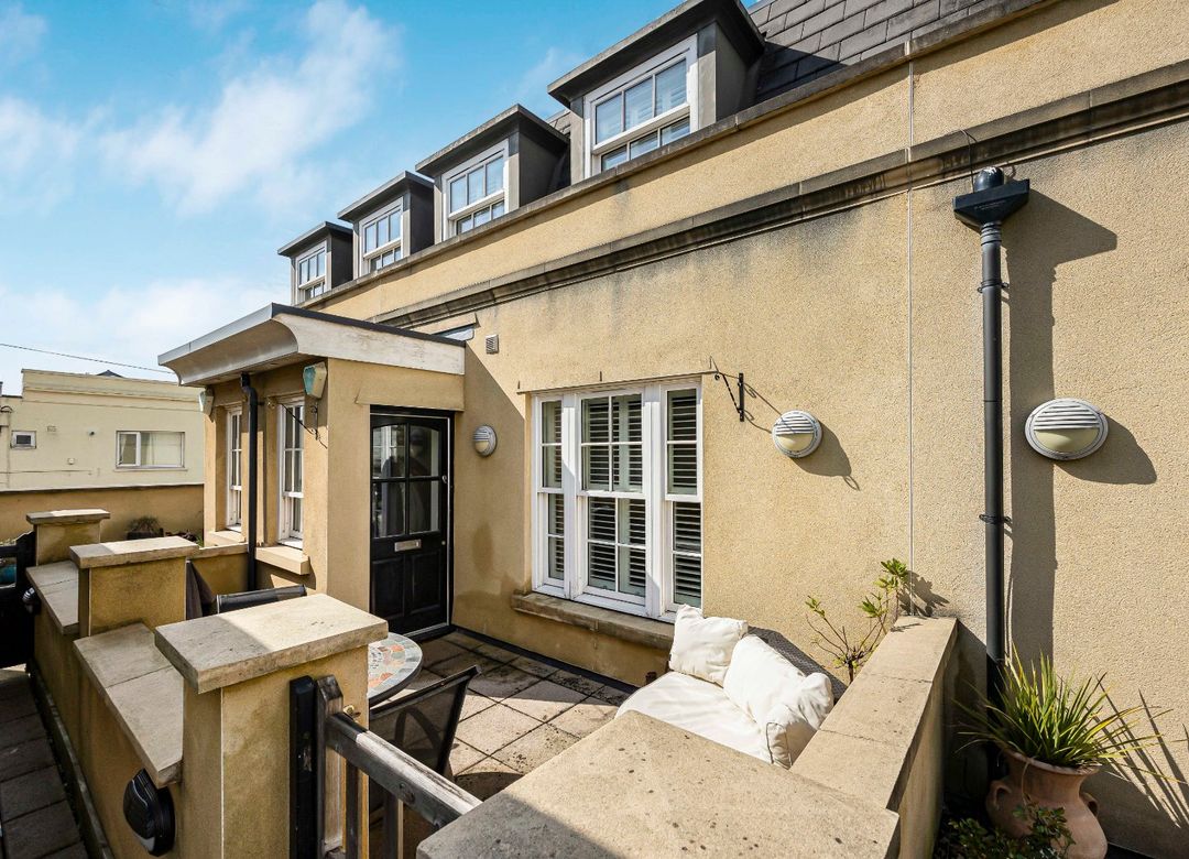 Property Image 0