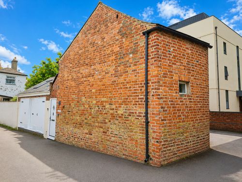 Property Image 0