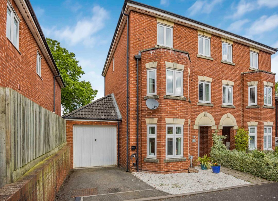 Property Image 12