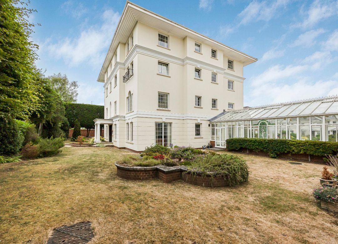 Property Image 0