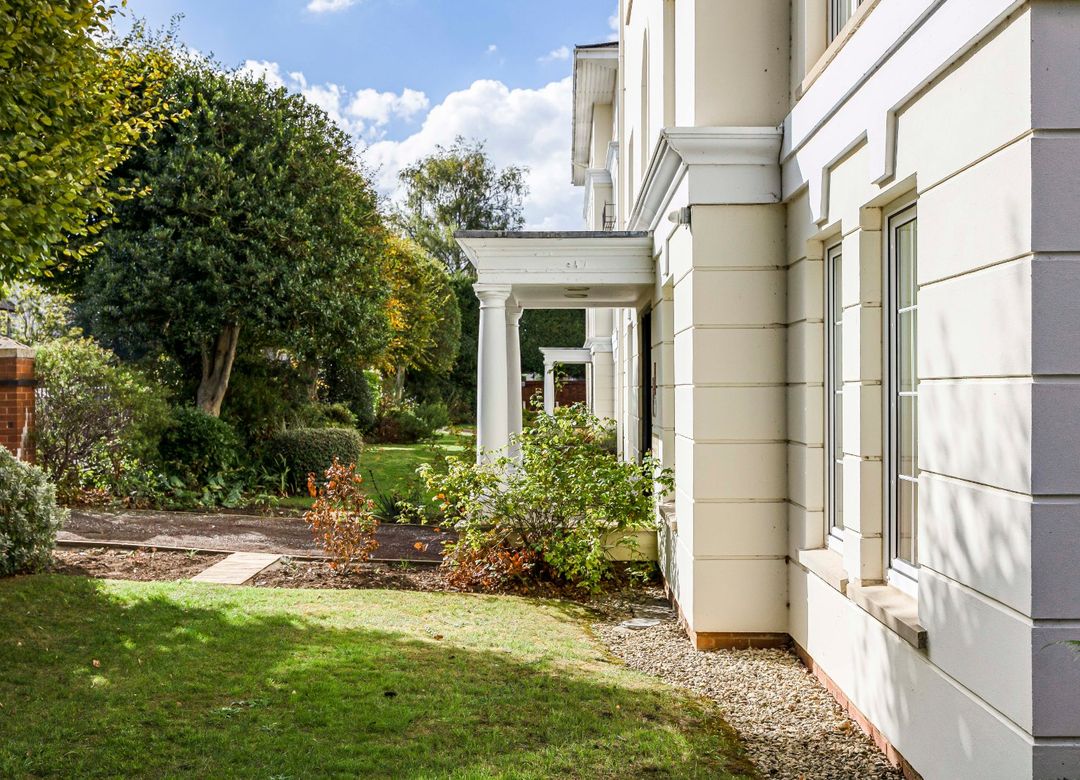 Property Image 8