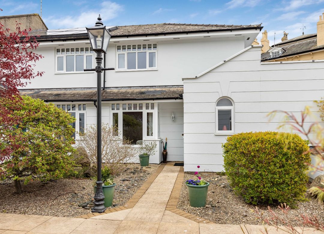Property Image 0