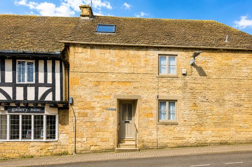 Property Image 0