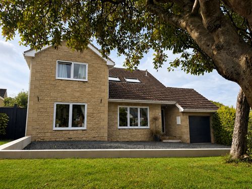 Property Image 0
