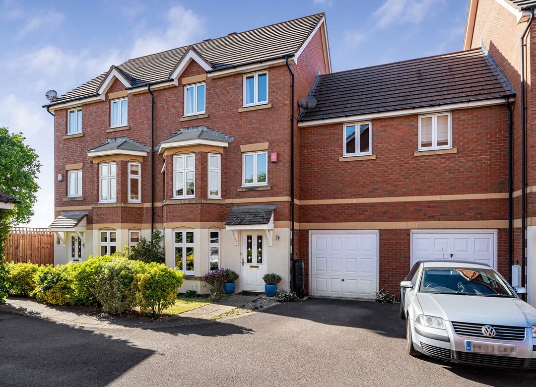 Property Image 0