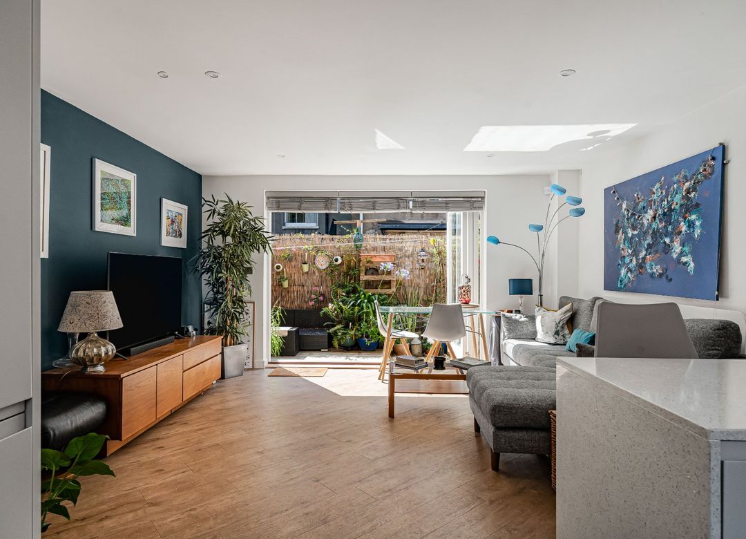 Property Image 4