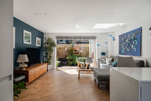 Property Image 4