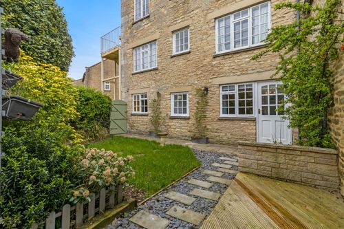 Property Image 0