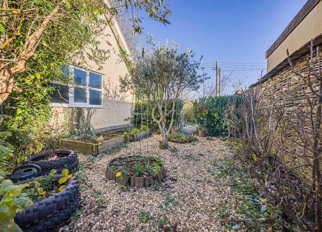 Property Image 32