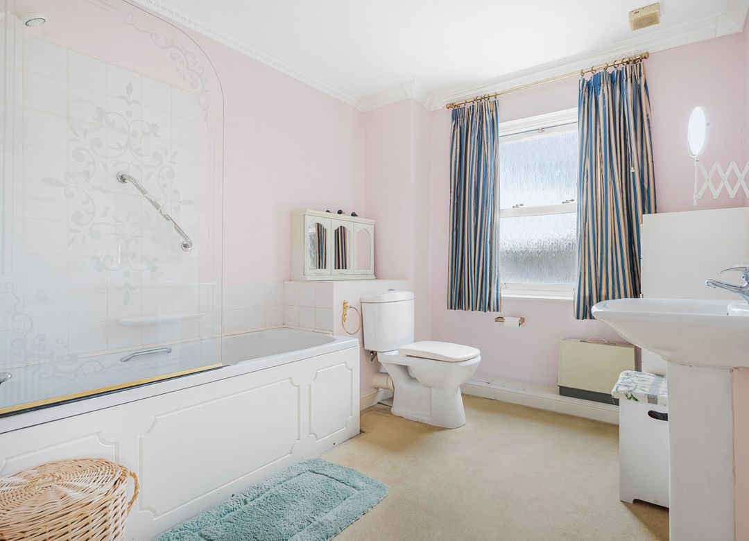 Property Image 11