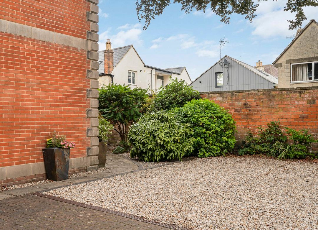 Property Image 12