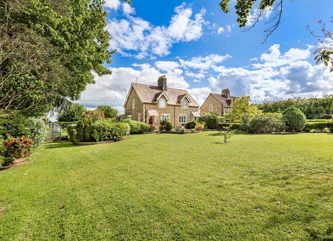 Property Image 0