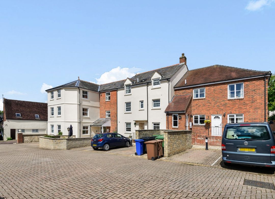 Property Image 0