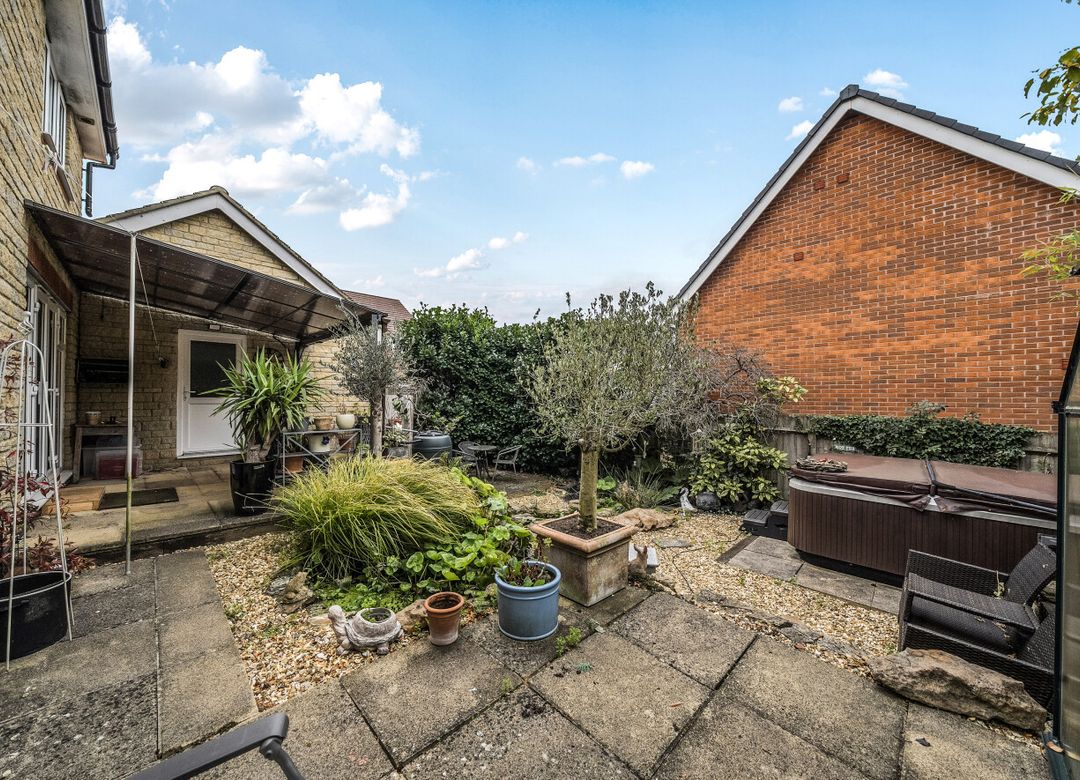 Property Image 12