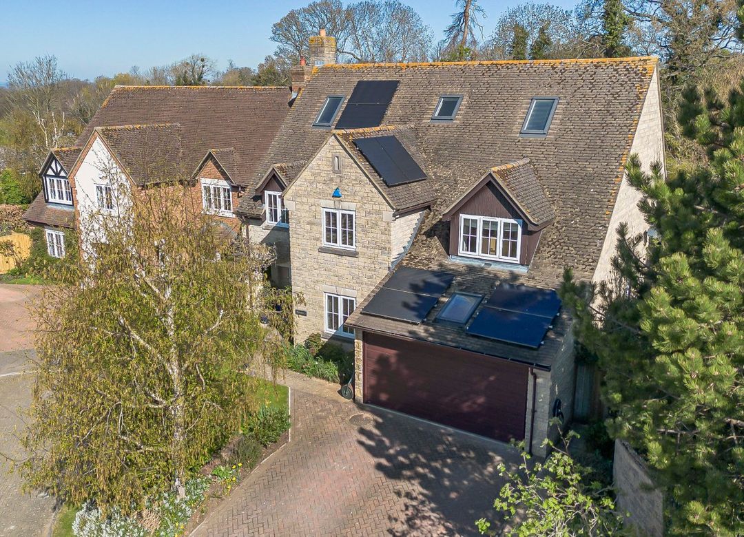 Property Image 0