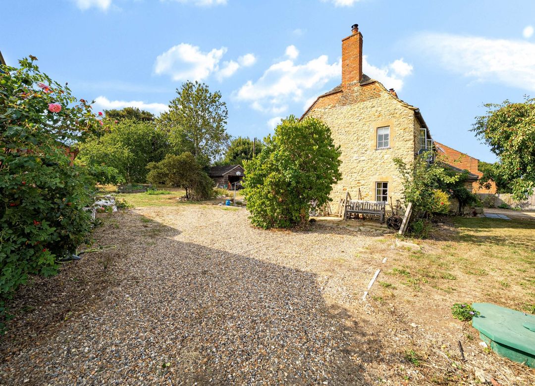 Property Image 0