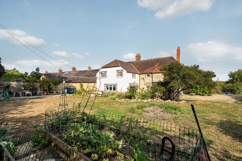 Property Image 0