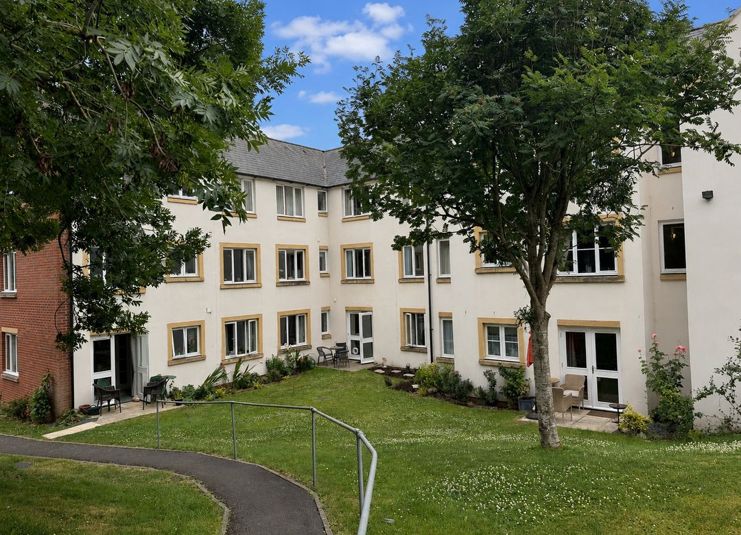 Property Image 0