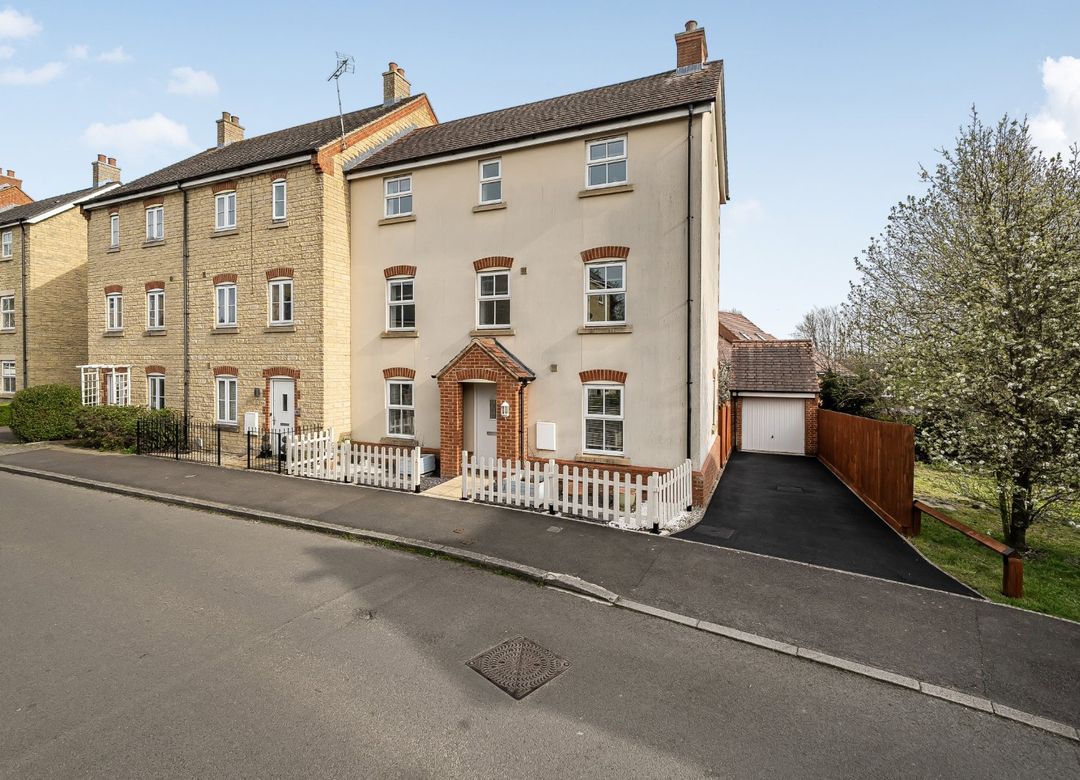 Property Image 0
