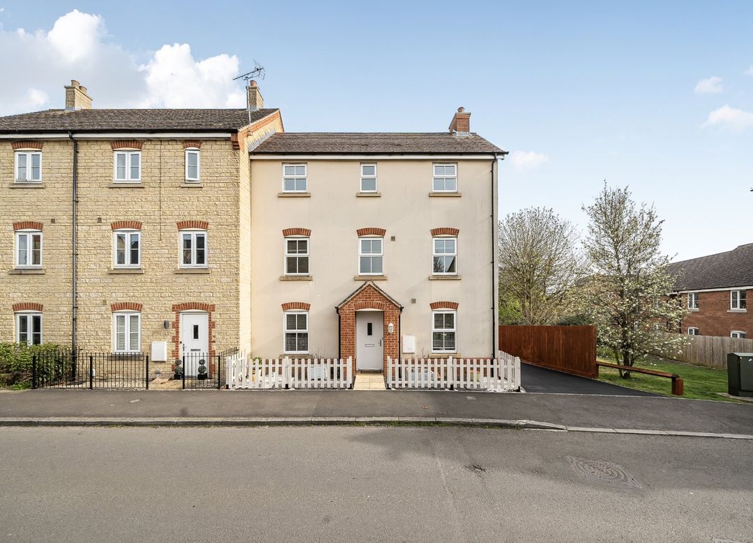 Property Image 0