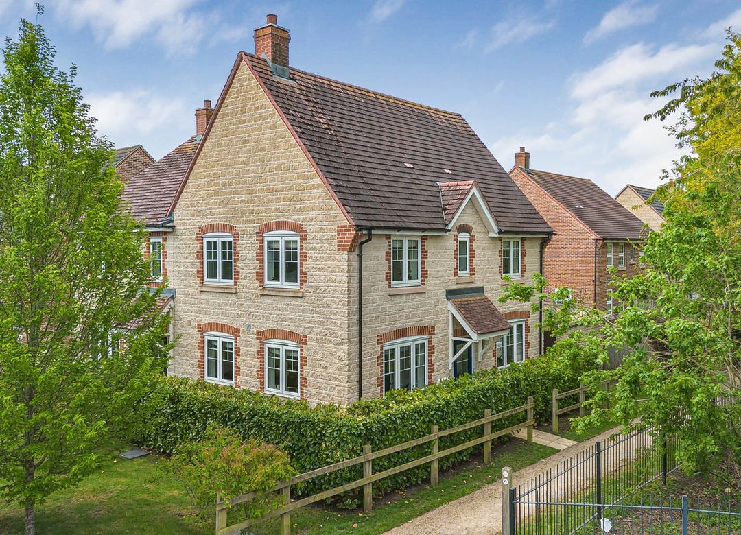 Property Image 0