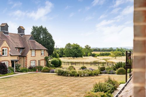 Property Image 0