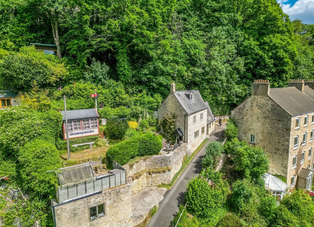 Property Image 0