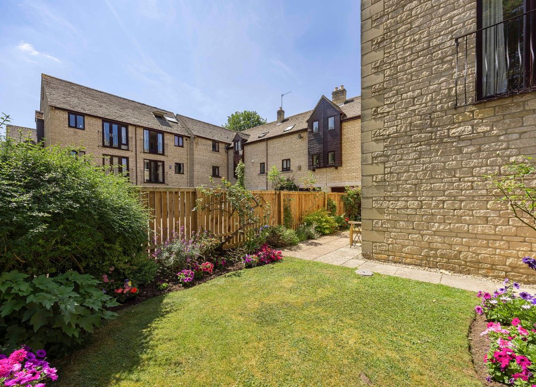 Property Image 28