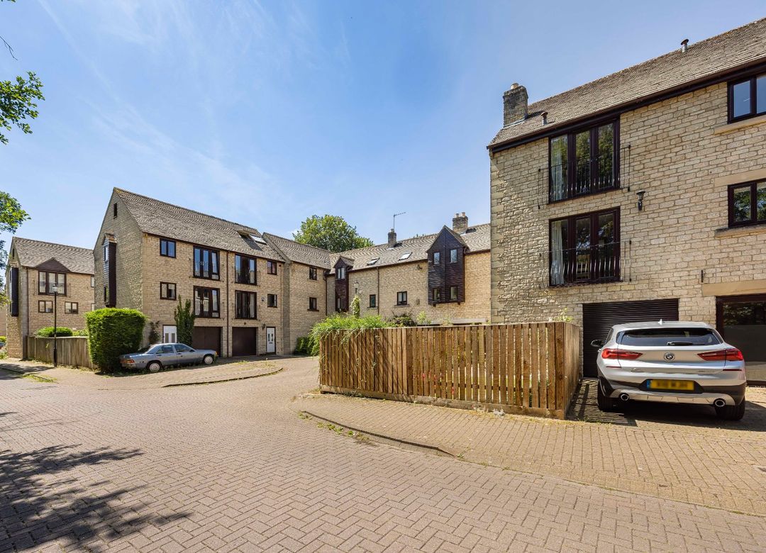 Property Image 0