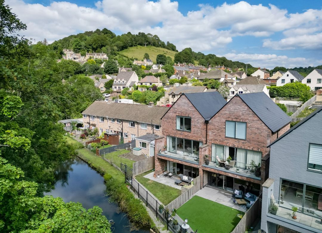 Property Image 0