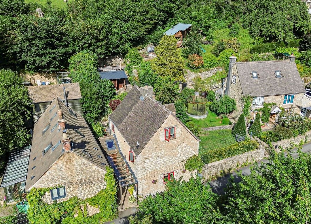 Property Image 0