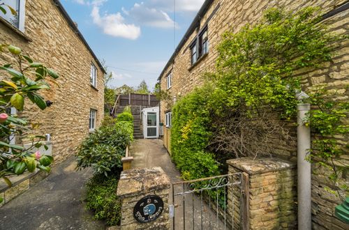 Property Image 0