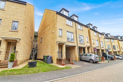 Property Image 0