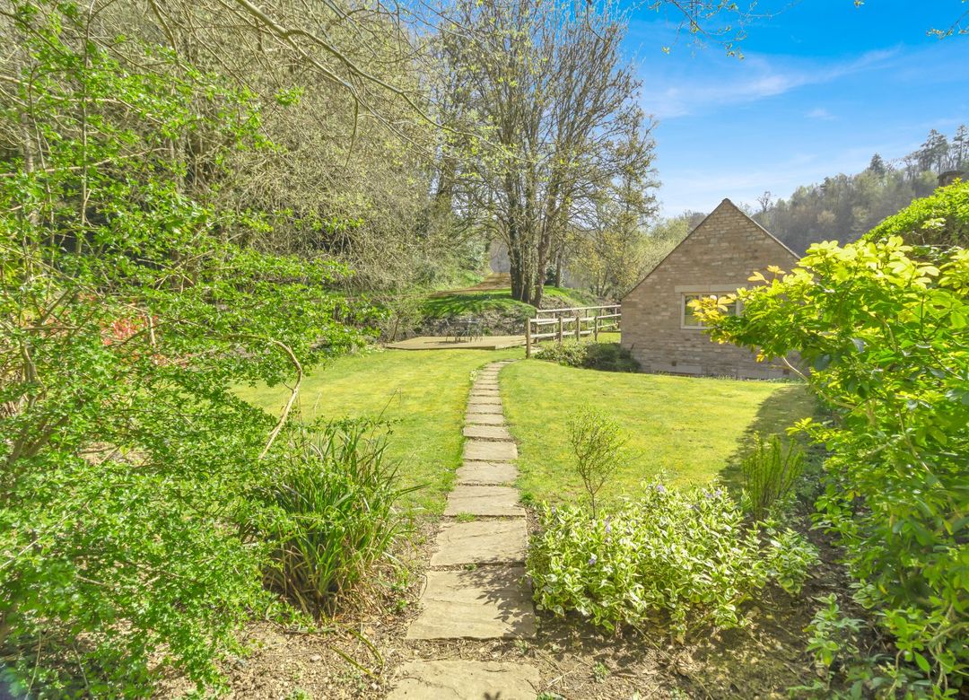 Property Image 28