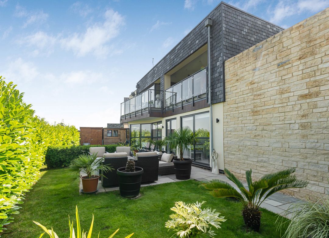 Property Image 0