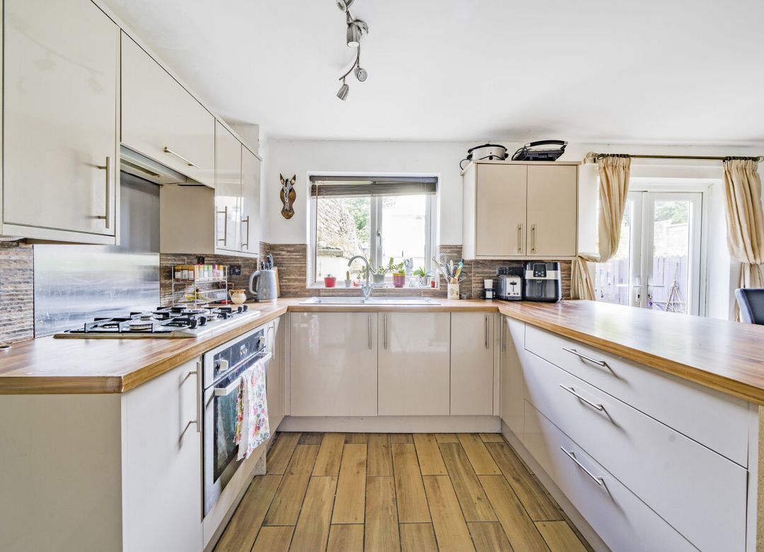 Property Image 0