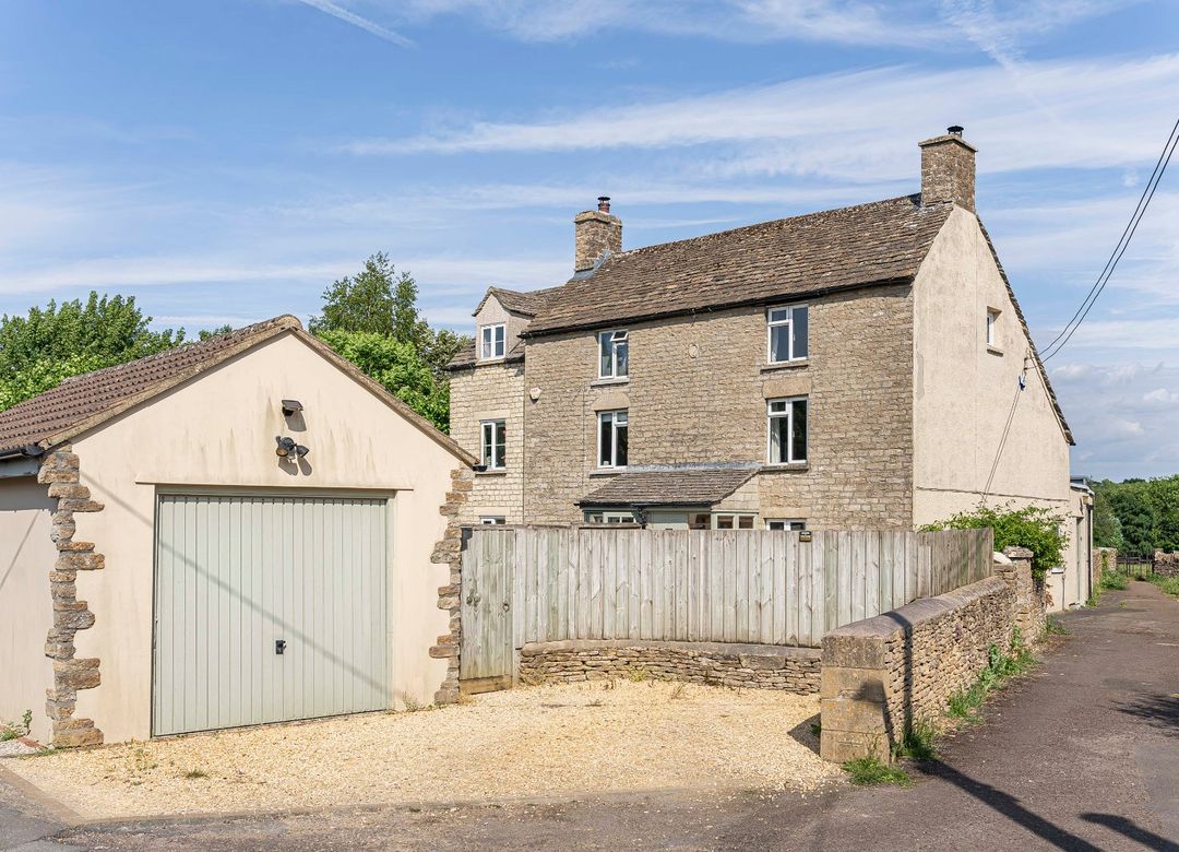 Property Image 0