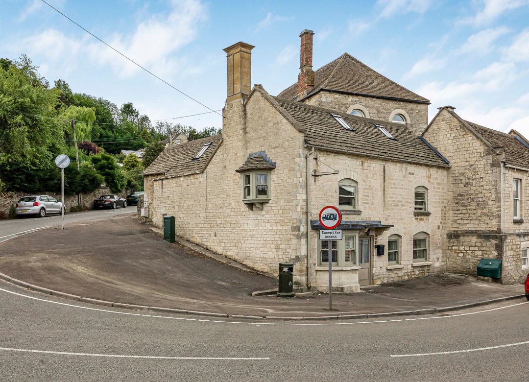 Property Image 0