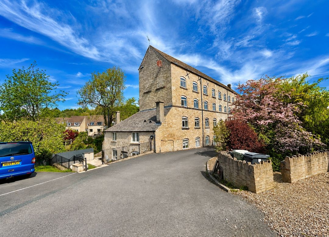 Property Image 0