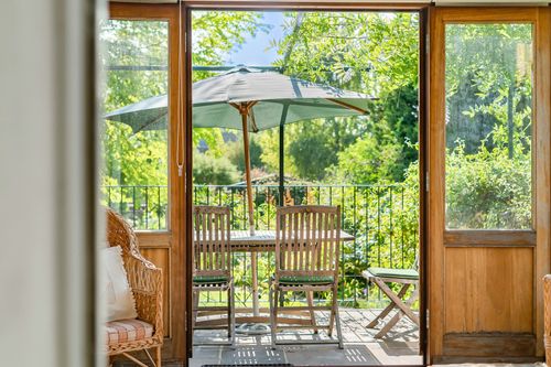 Property Image 0