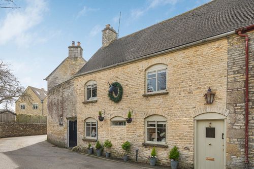 Property Image 0